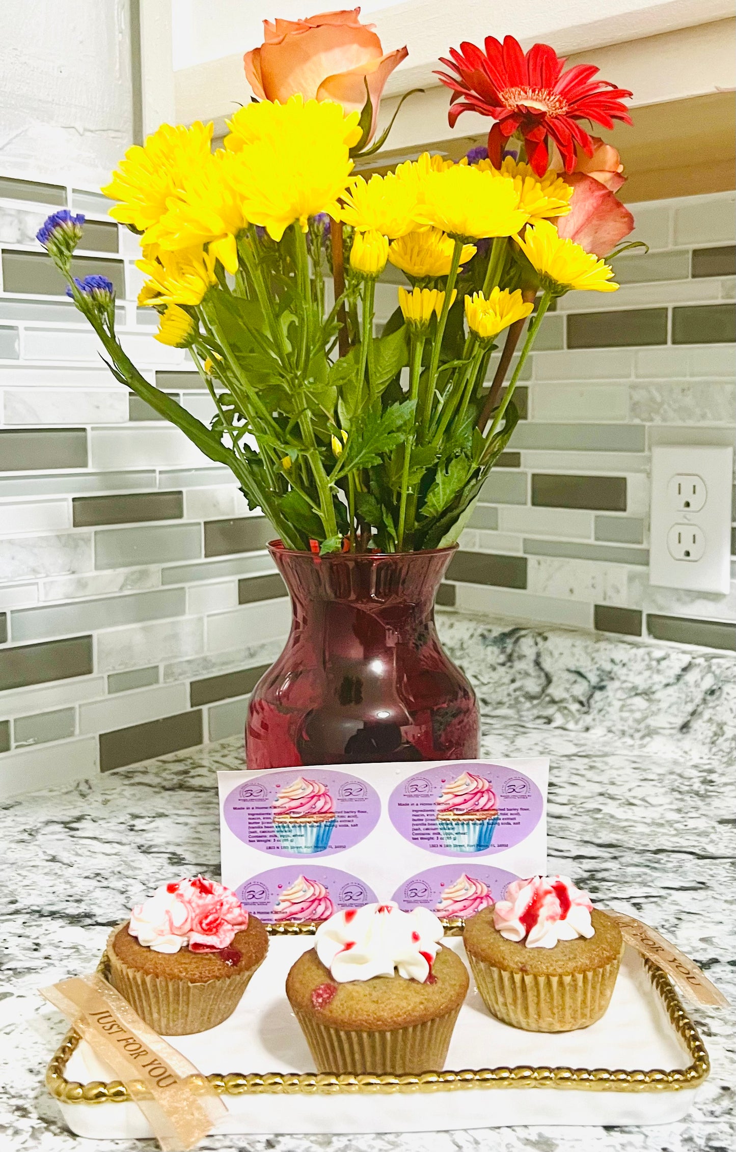 Assorted Flavor Classic Cupcake(s) 12-count